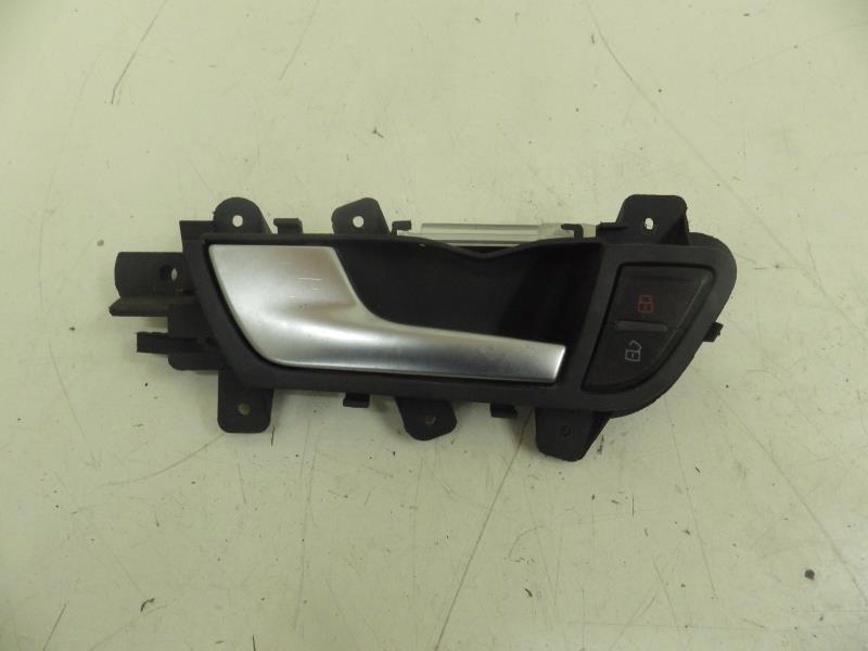 Poignee interieur avant gauche AUDI A4 2 PHASE 1 Diesel - 1