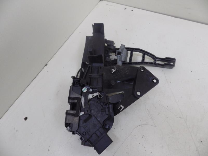 Serrure avant gauche FORD FOCUS 2 PHASE 2 BREAK Diesel - 1