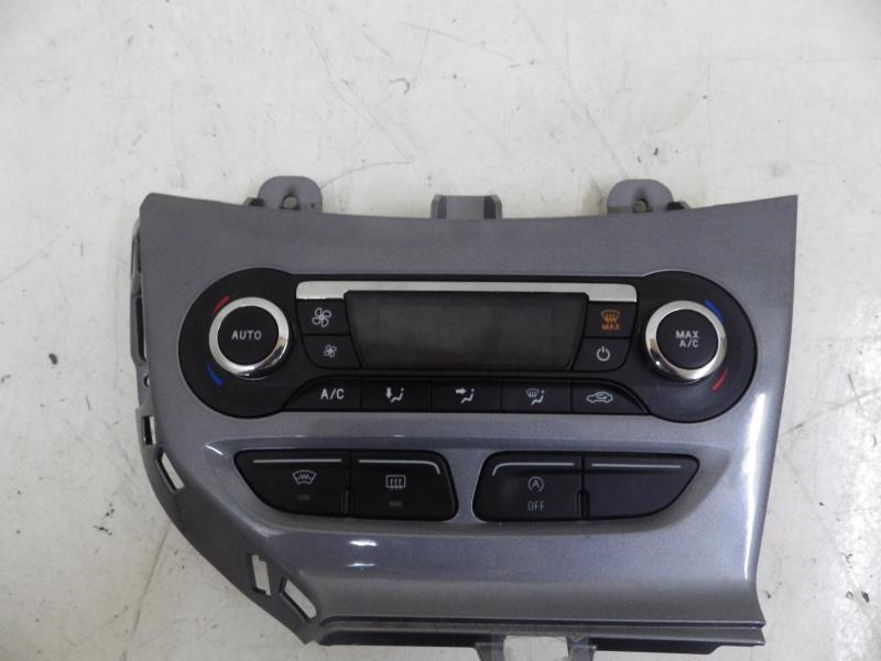 Commande chauffage FORD FOCUS 3 PHASE 1 Diesel - 1