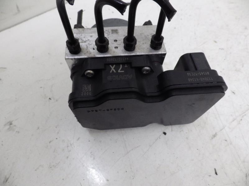 Bloc ABS (freins anti-blocage) TOYOTA COROLLA E21 Essence/Hybride - 1