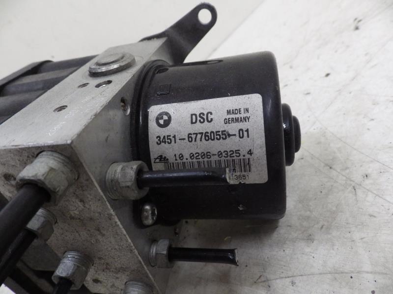 Bloc ABS (freins anti-blocage) BMW SERIE 1 E87 PHASE 2 Essence - 1