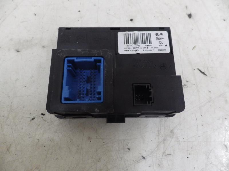 Relais electrique PEUGEOT 308 2 SW PHASE 1 BREAK Essence - 1