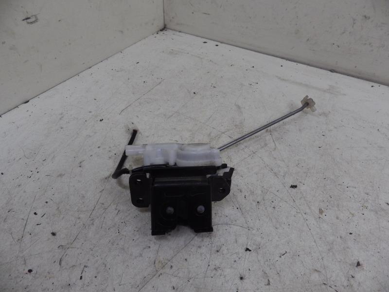 Serrure de coffre MAZDA 5 1 PHASE 1 Diesel - 1