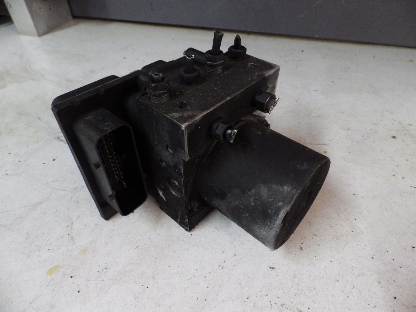 Bloc ABS (freins anti-blocage) BMW SERIE 5 E60 PHASE 2 Diesel - 1