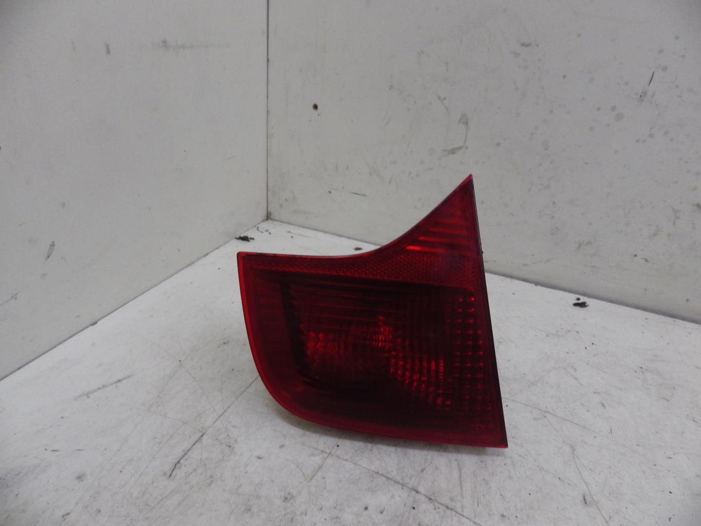 Feu arriere secondaire gauche (feux) AUDI A4 2 PHASE 1 Diesel - 1