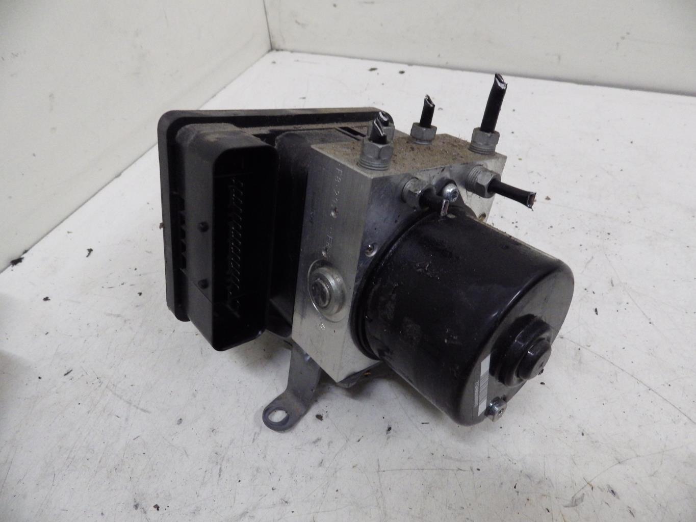 Bloc ABS (freins anti-blocage) BMW SERIE 1 E87 PHASE 2 Diesel - 1