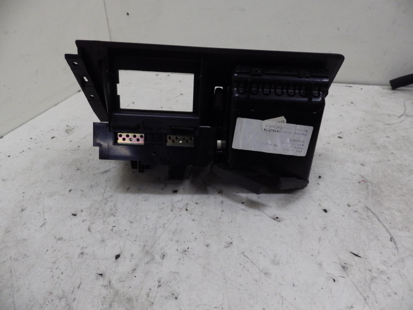 Ecran GPS RENAULT SAFRANE PHASE 2 Diesel - 1