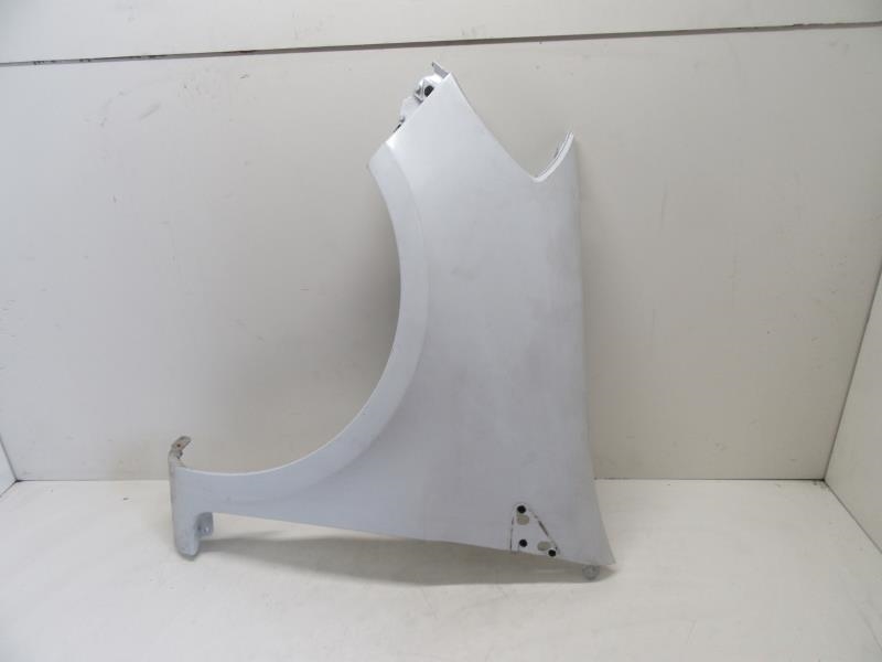Aile avant gauche RENAULT CLIO 3 PHASE 1  - 1