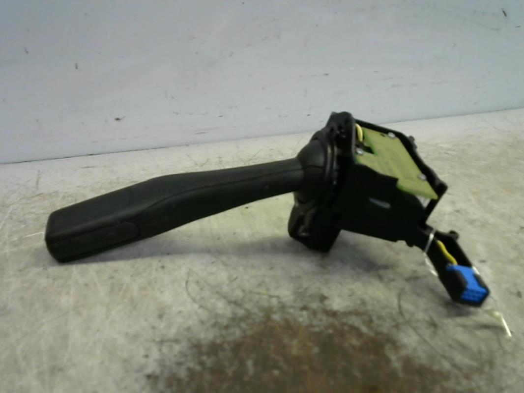 Commodo d'essuie glaces AUDI A3 2 PHASE 1 Diesel - 1