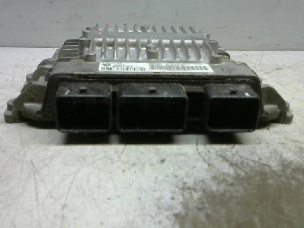 Calculateur moteur CITROEN C2 PHASE 1 Diesel - 1