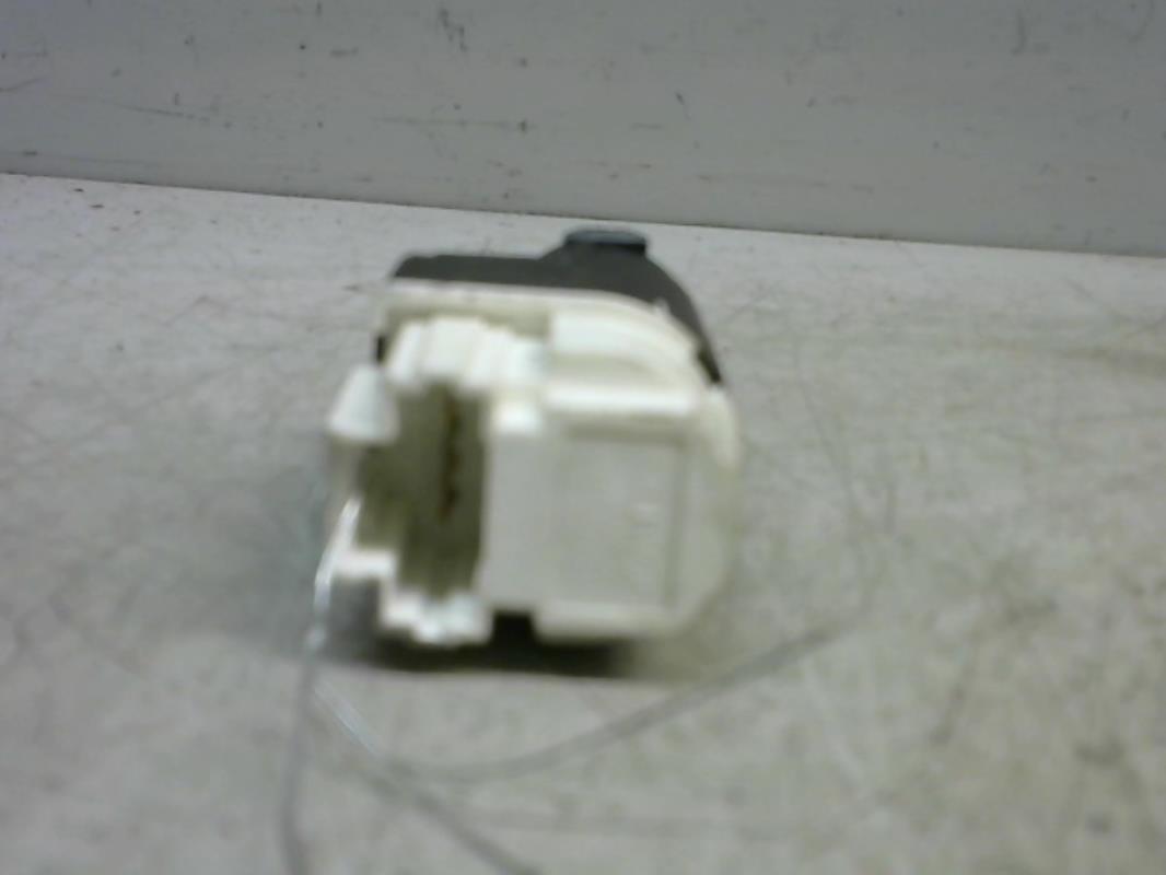 Contacteur feu stop RENAULT CLIO 4 PHASE 1 Diesel - 1