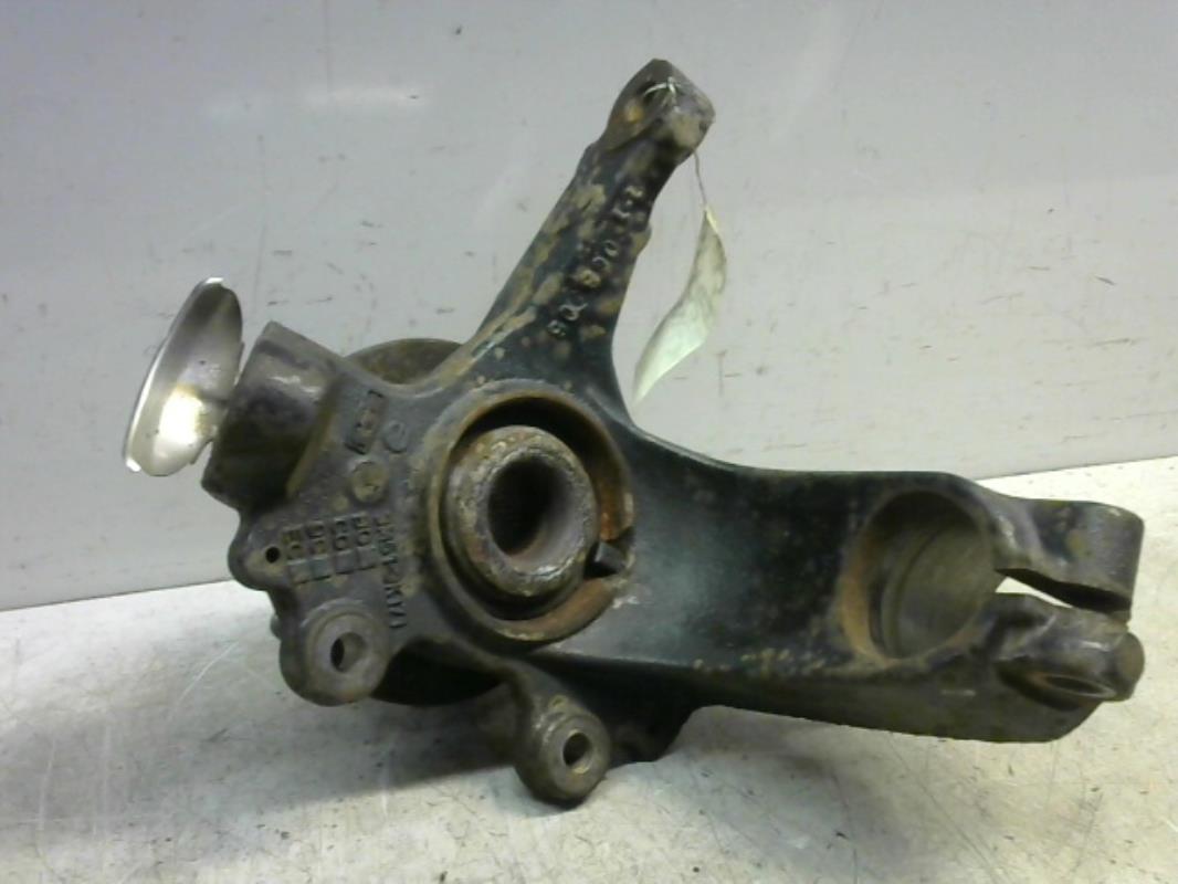 Fusee avant gauche FORD C-MAX 1 PHASE 1 Diesel - 1