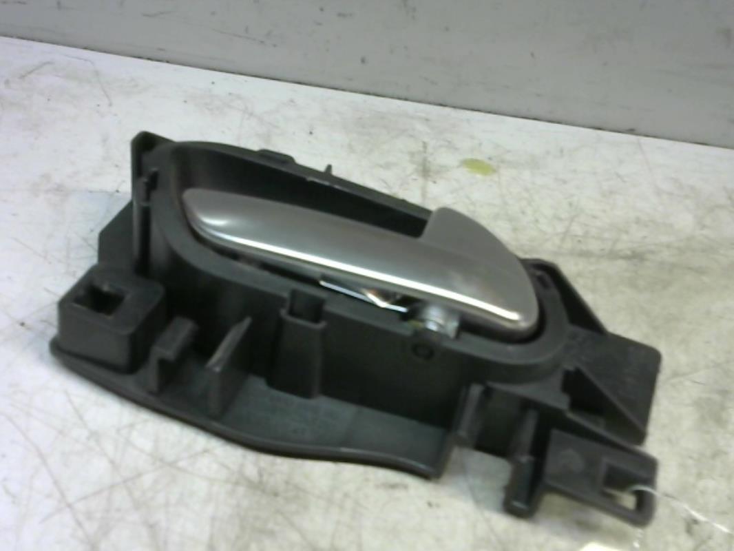 Poignee interieur avant droit CITROEN C4 2 PHASE 1 Diesel - 1