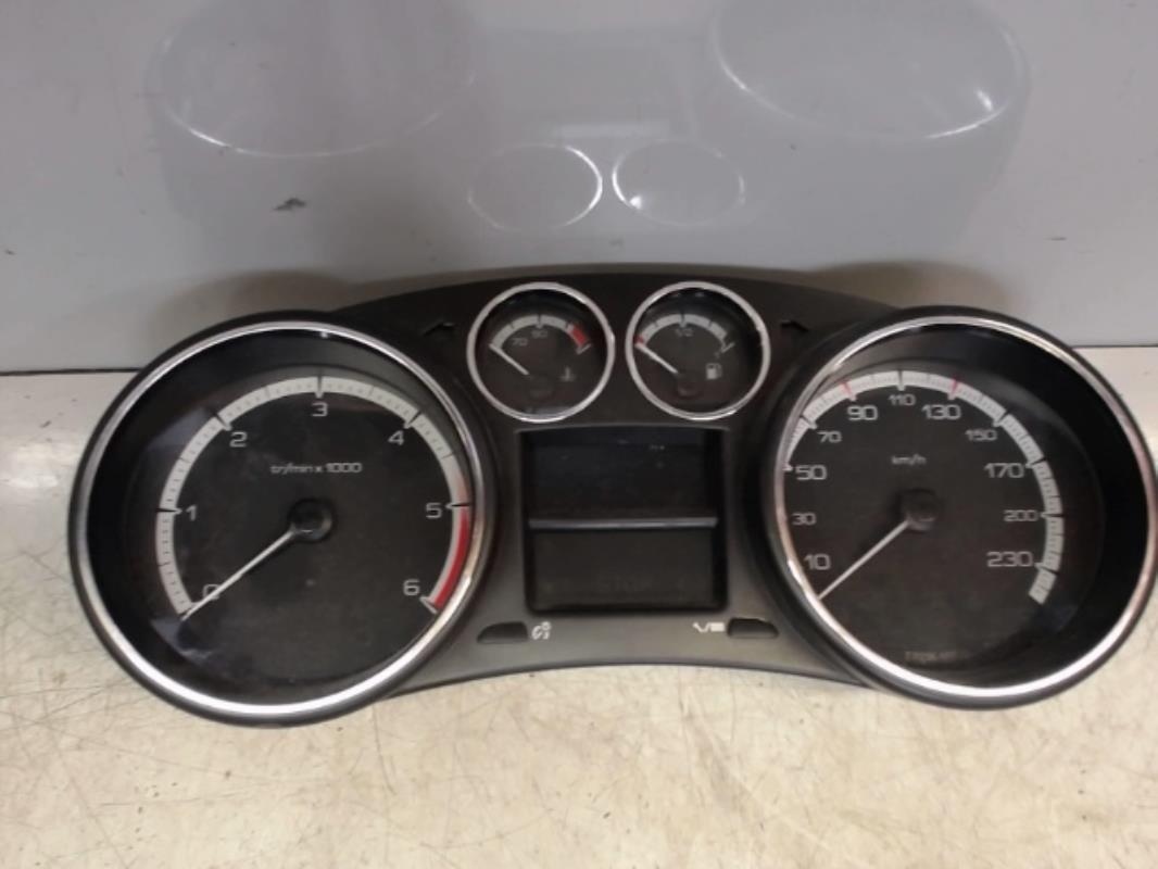 Compteur PEUGEOT 308 1 SW PHASE 1 BREAK Diesel - 1