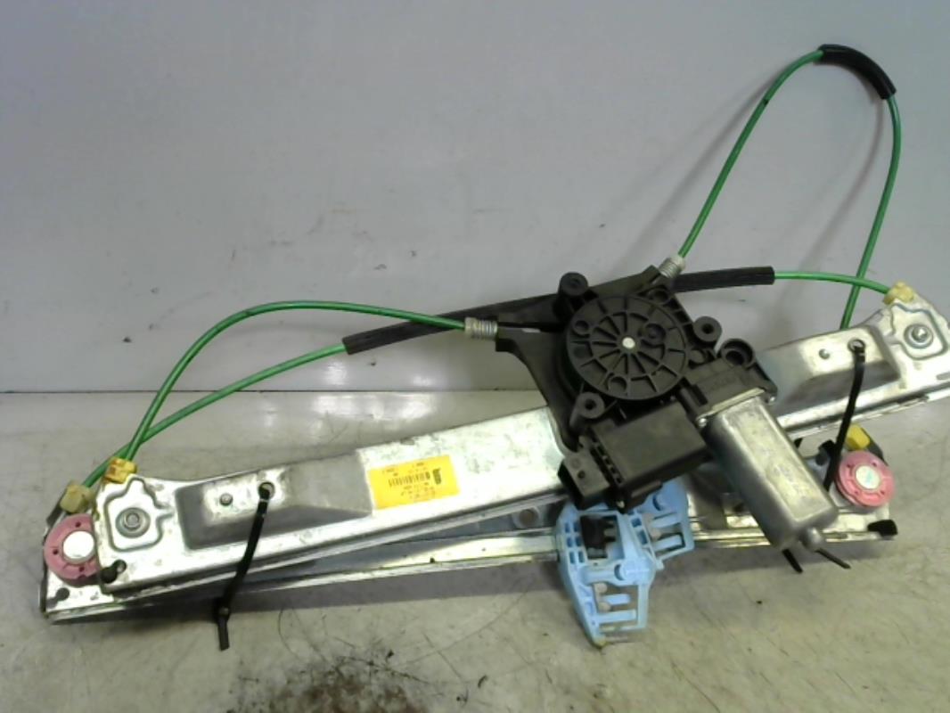 Leve vitre electrique avant gauche OPEL CORSA D PHASE 2 Essence - 1