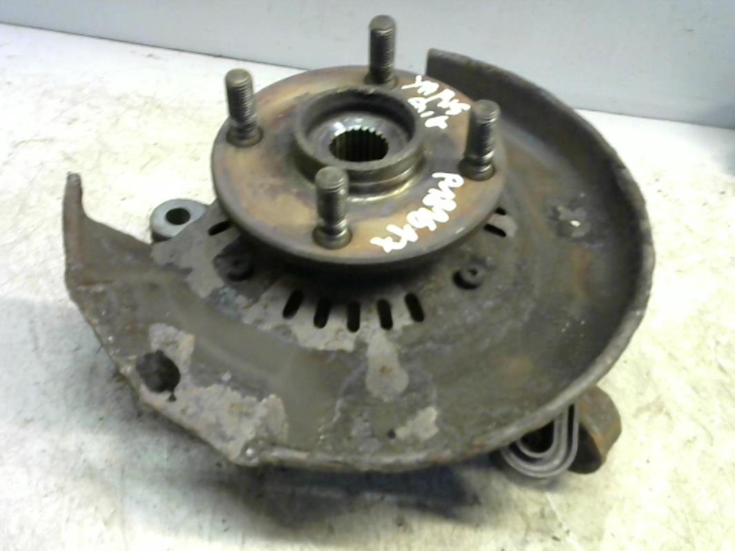 Fusee avant gauche TOYOTA YARIS 1 PHASE 2 Diesel - 1