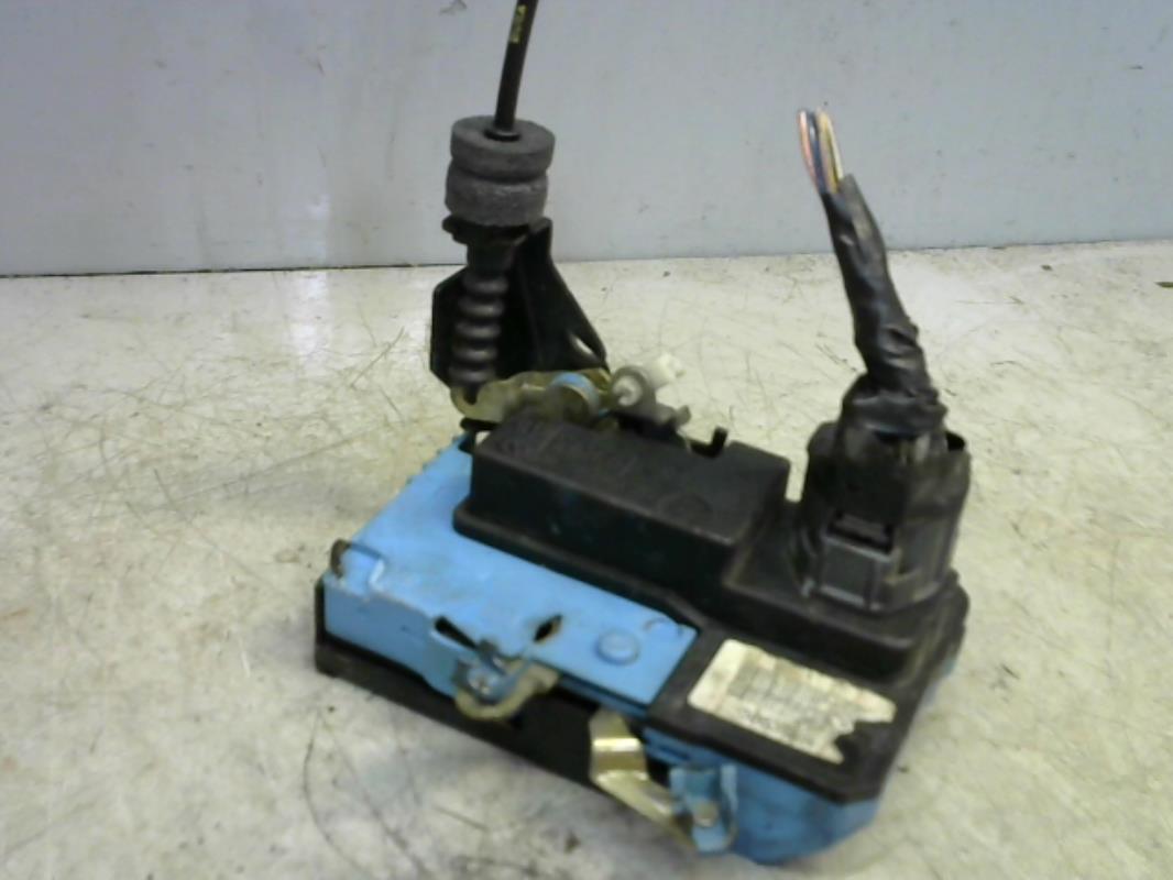Serrure avant gauche VOLVO S 60 1 PHASE 1 Diesel - 1