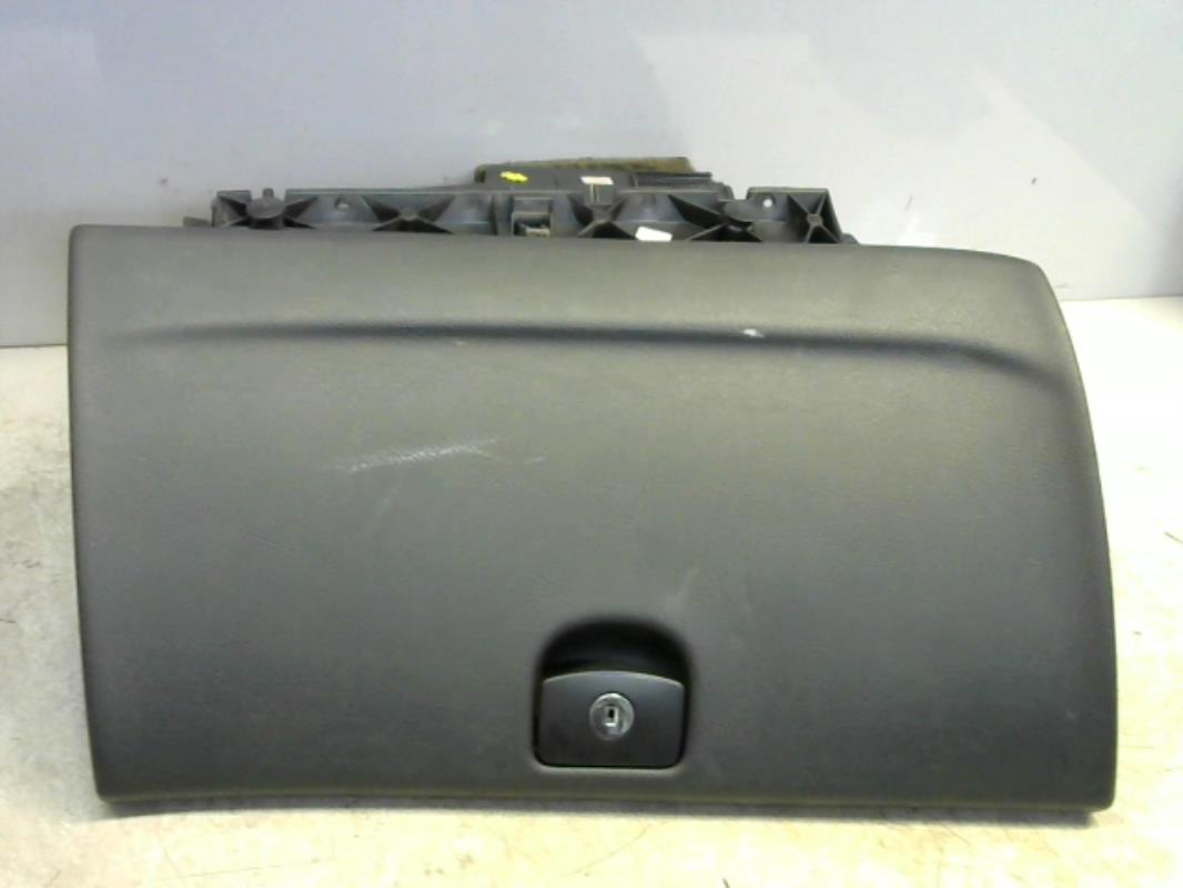 Boite a gants PEUGEOT 407 PHASE 1 Diesel - 1