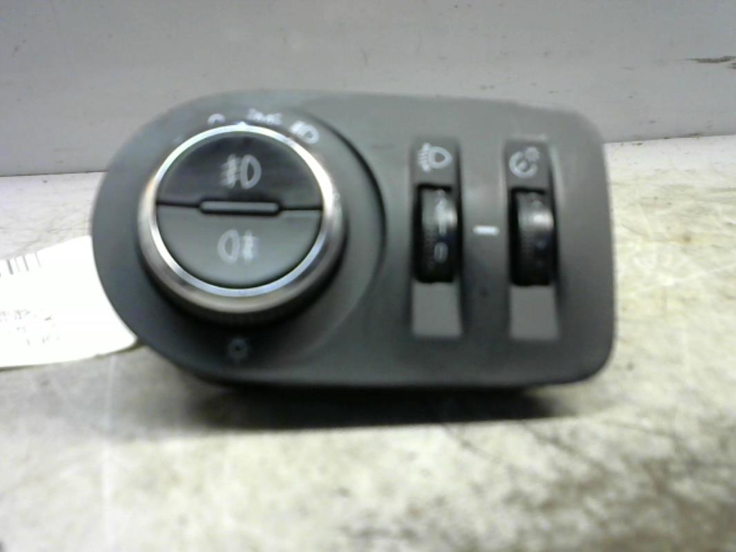 Commande de phare OPEL CORSA D PHASE 2 Essence - 1