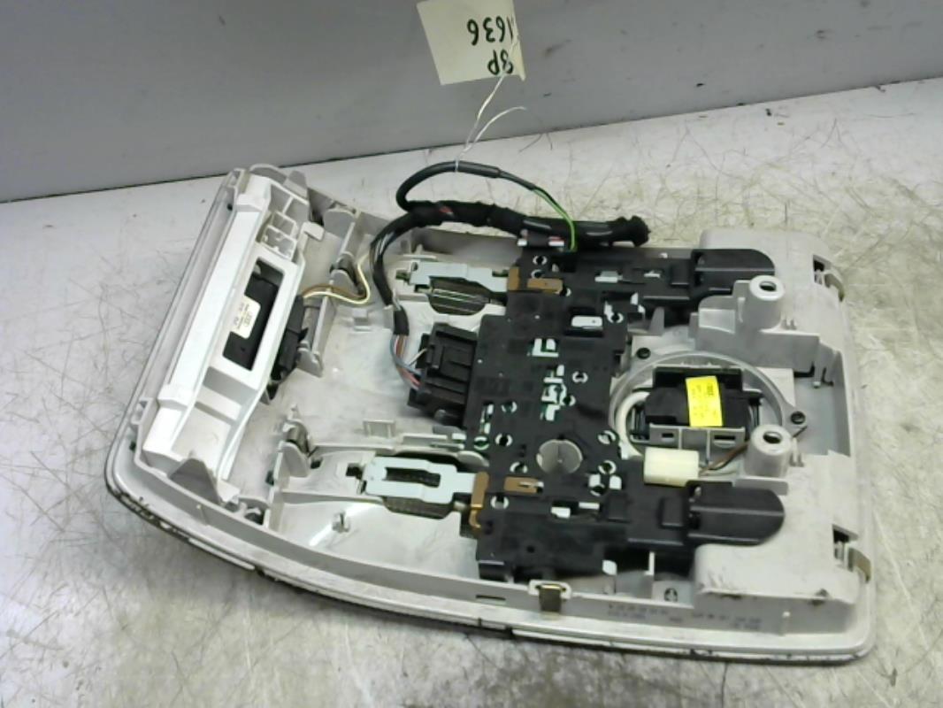 Eclairage de plafonnier AUDI A3 2 SPORTBACK PHASE 1 Diesel - 1