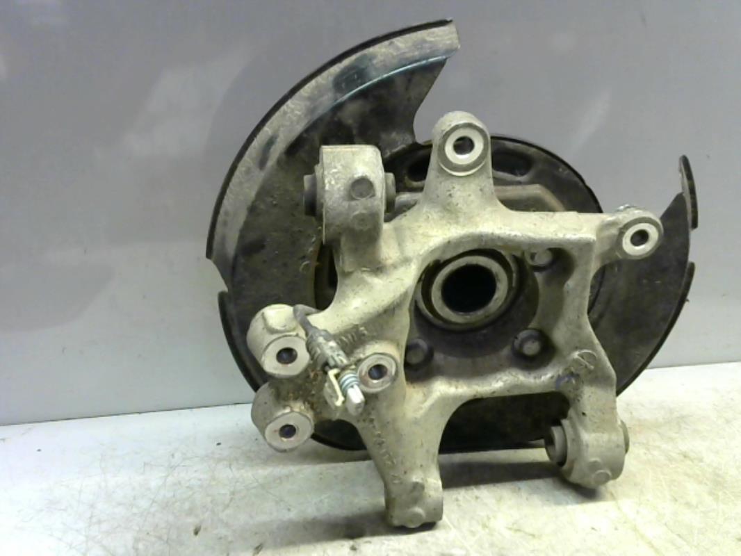 Fusee arriere droit OPEL ANTARA PHASE 2 Diesel - 1