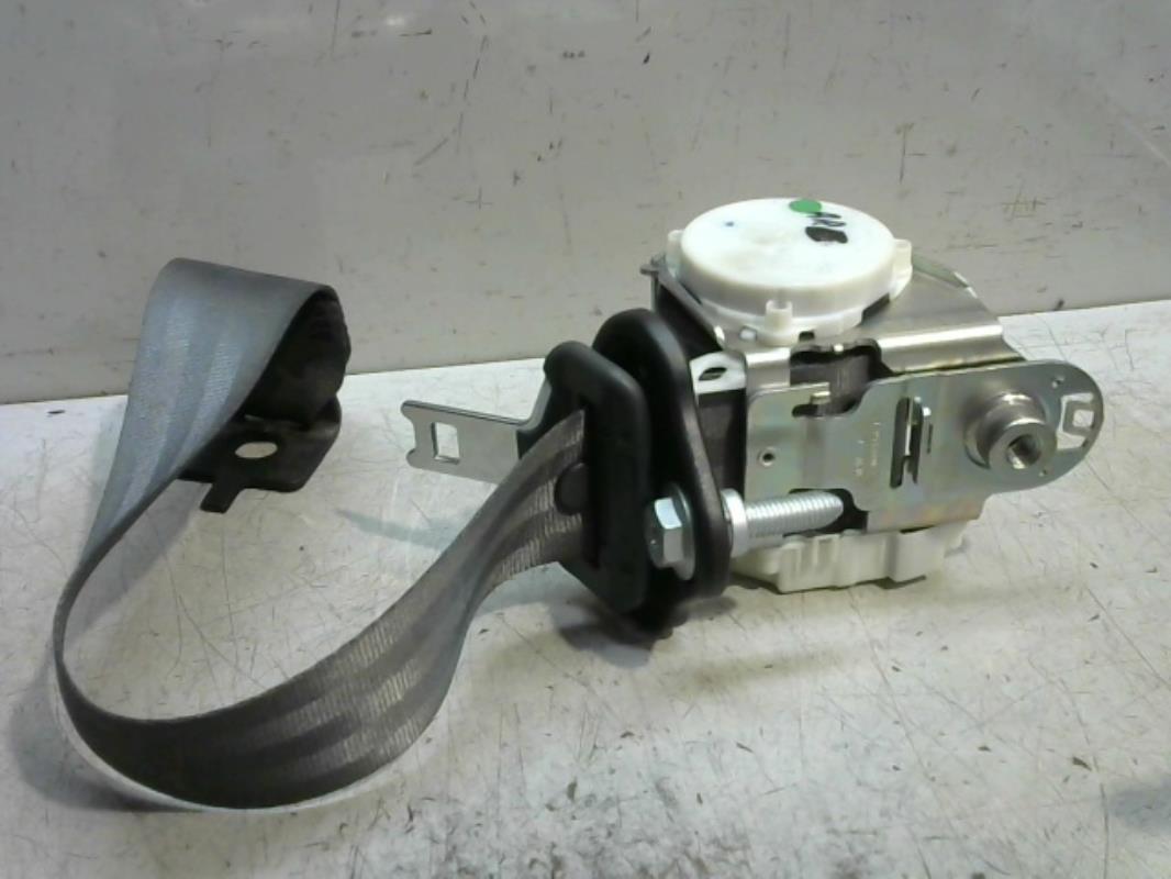 Ceinture arriere centrale RENAULT CLIO 3 PHASE 2 Diesel - 1
