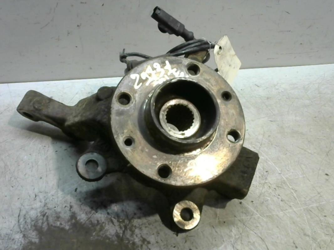 Fusee avant gauche NISSAN NOTE 1 PHASE 1 Diesel - 1