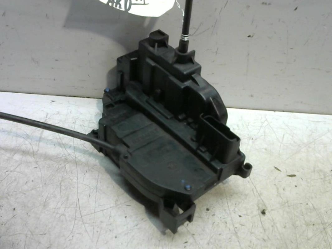 Serrure arriere droit RENAULT CLIO 3 PHASE 1 Diesel - 1