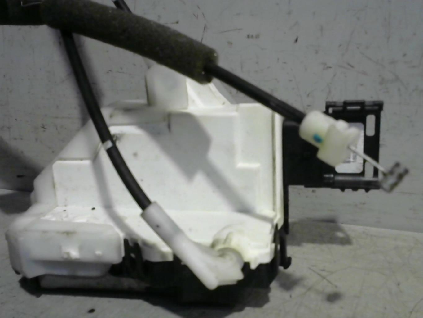 Serrure avant droit CITROEN DS3 PHASE 1 Essence - 1