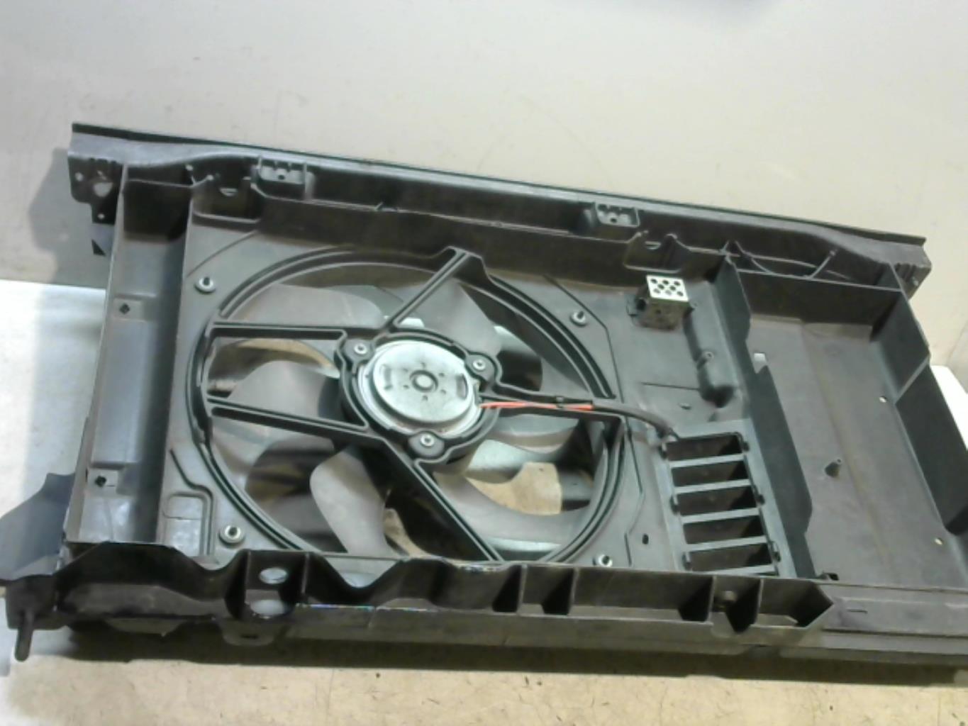 Ventilateur eau PEUGEOT 307 PHASE 1 BREAK Essence - 1