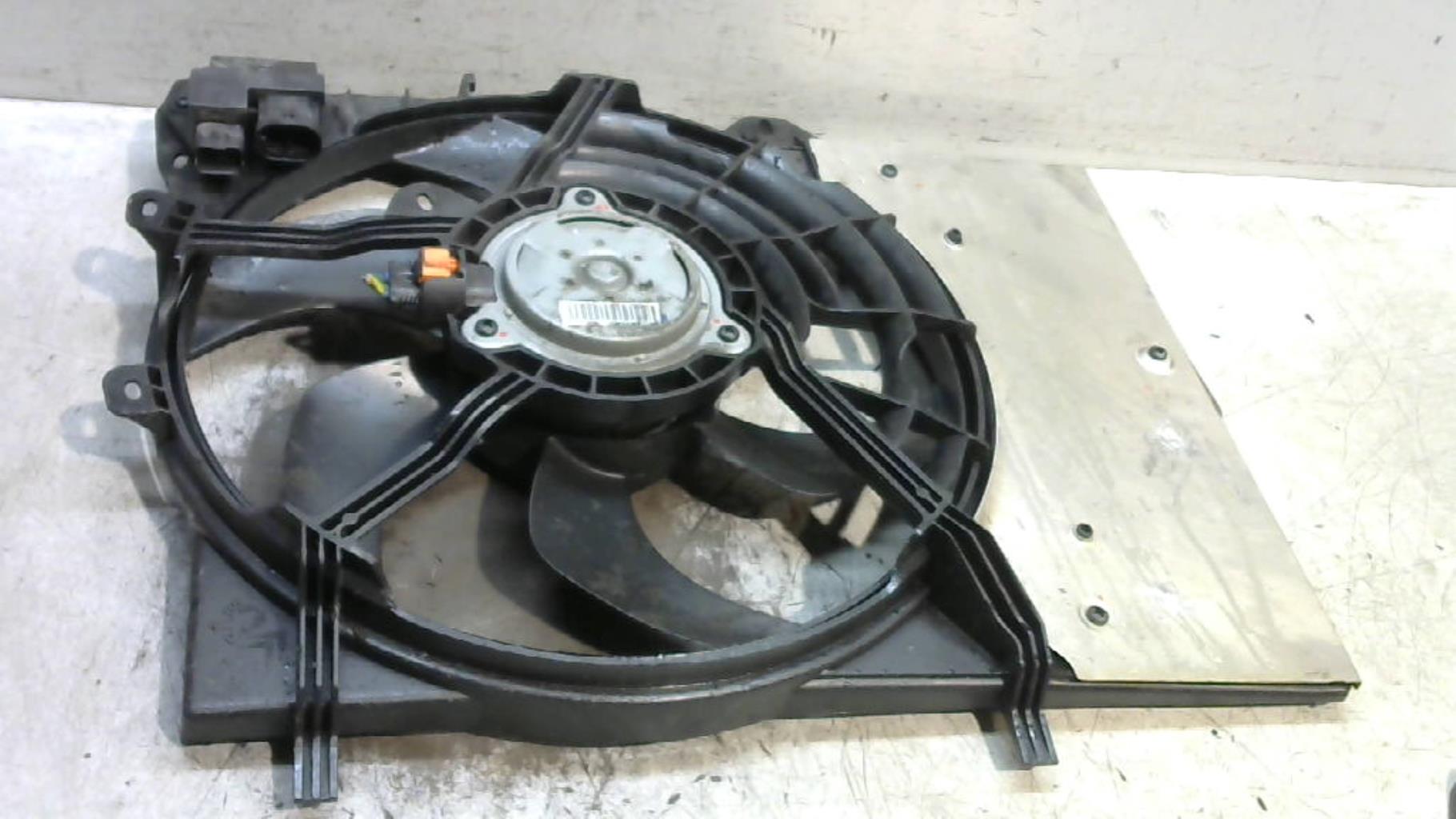 Ventilateur eau PEUGEOT 207 PHASE 1 BREAK Diesel - 1