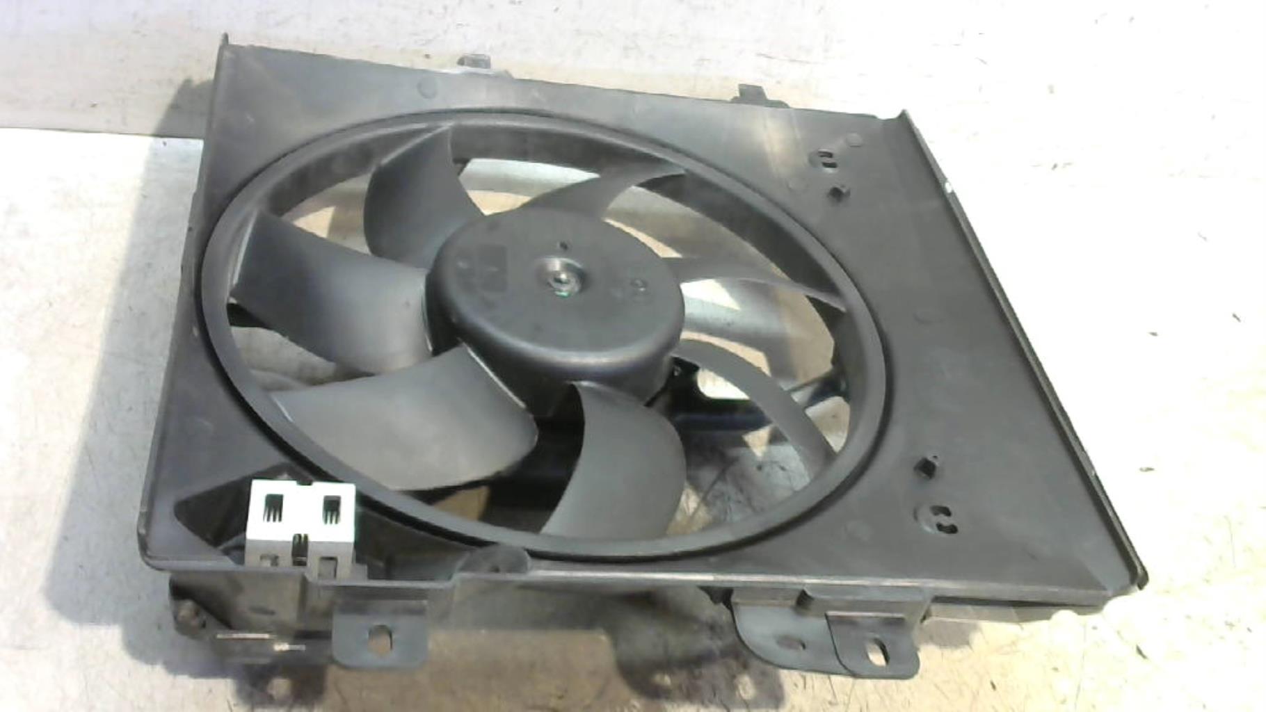 Ventilateur eau PEUGEOT 208 1 PHASE 2 Essence - 1
