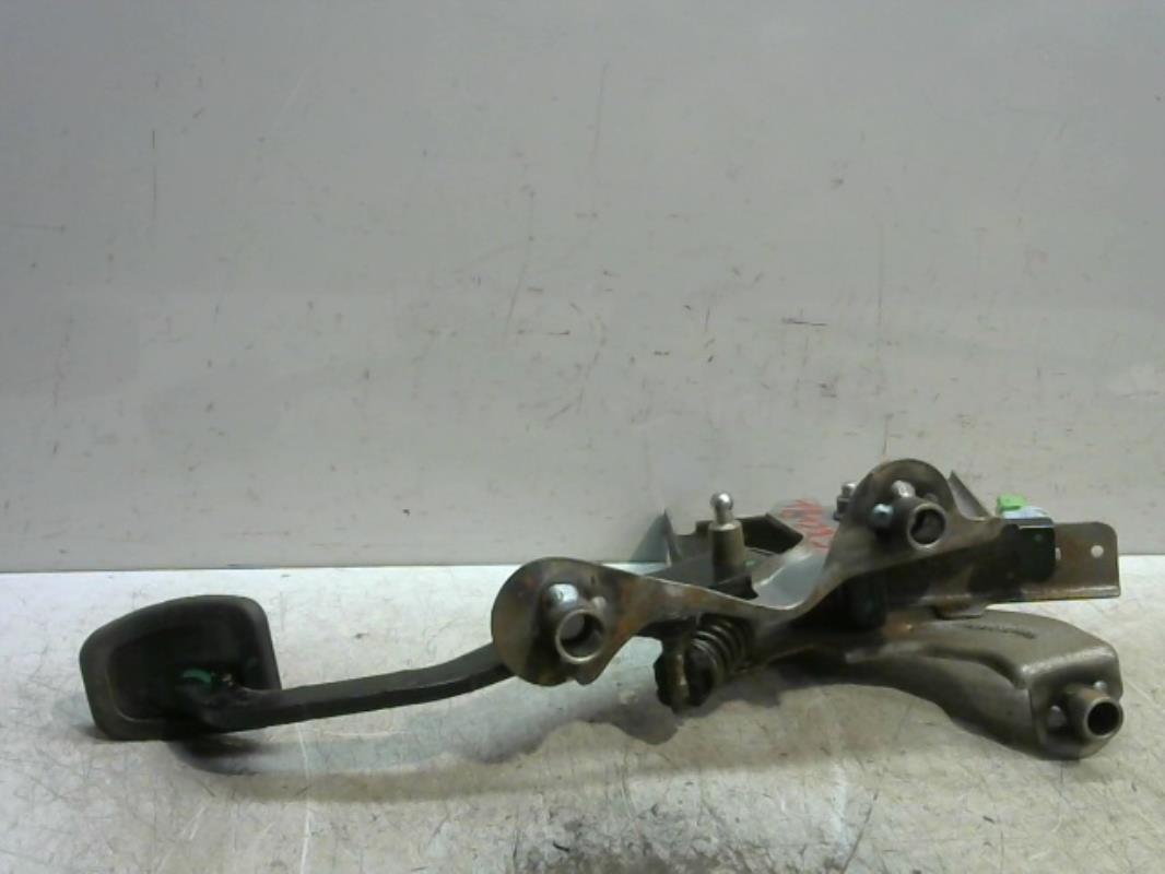 Pedale de frein RENAULT CLIO 4 PHASE 1 Diesel - 1