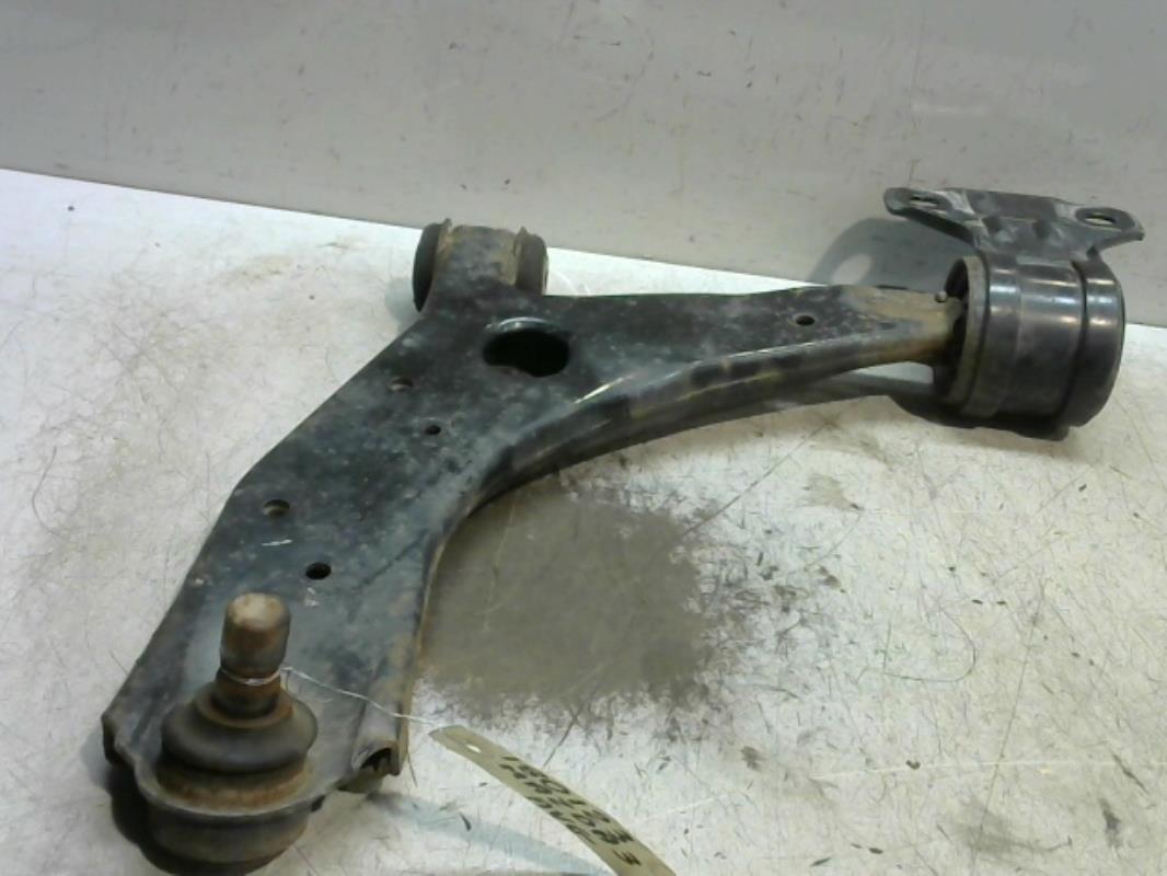 Triangle avant gauche MAZDA 3 2 PHASE 1 Diesel - 1