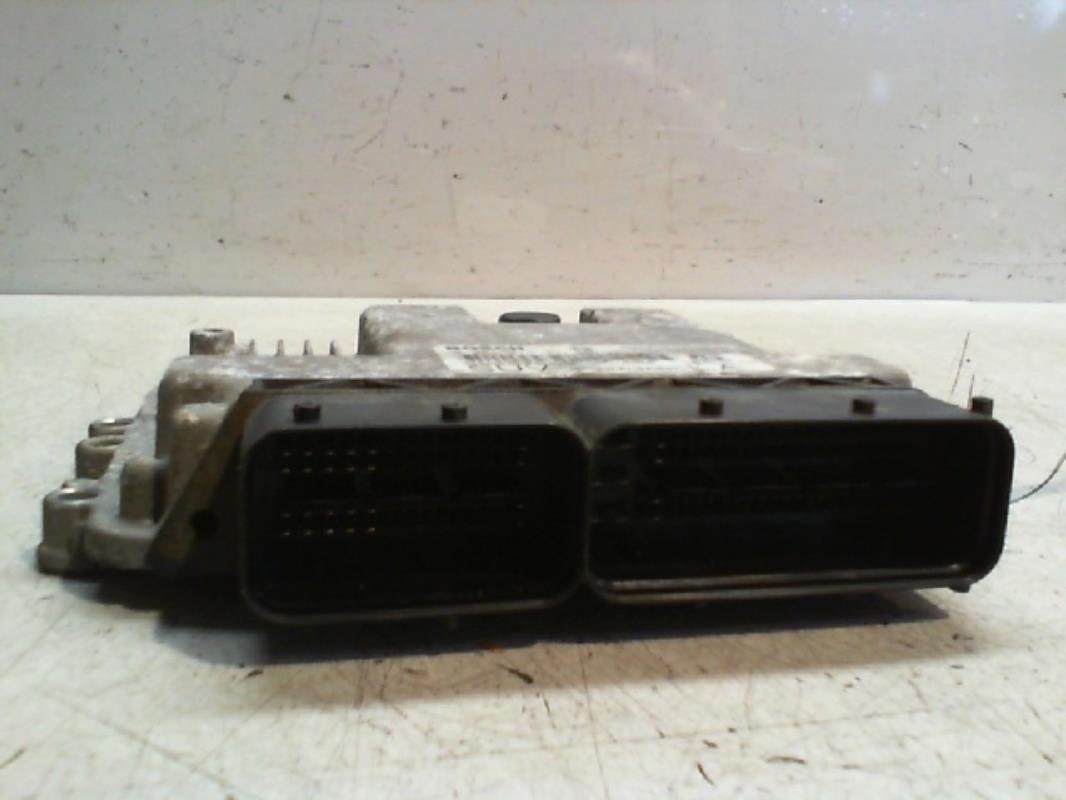 Calculateur SUZUKI SX4 1 Diesel - 1