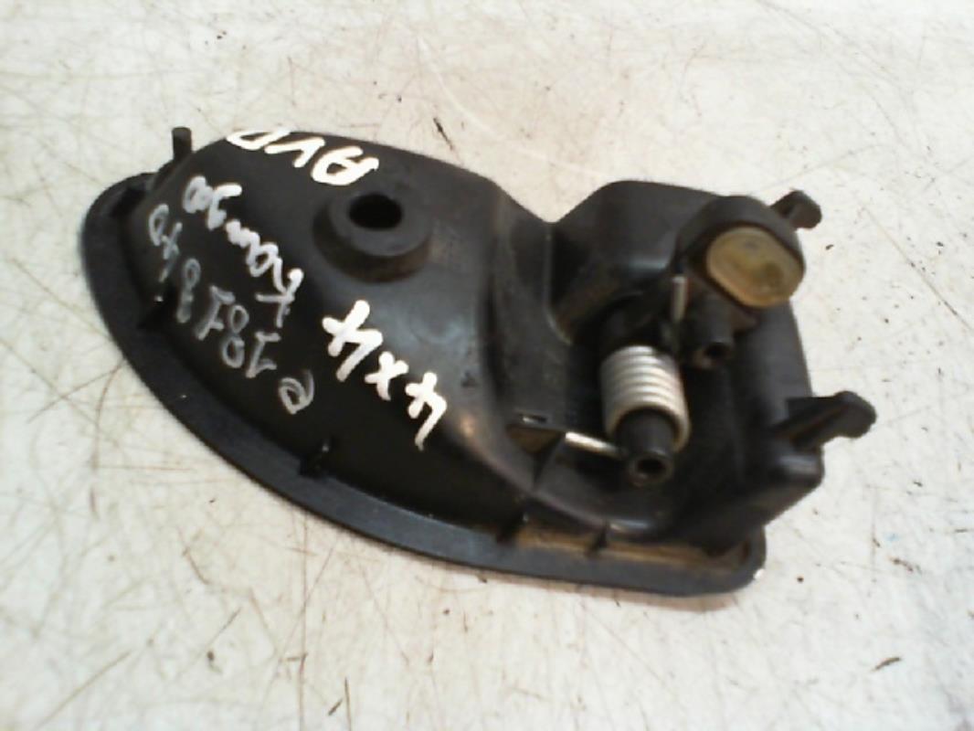 Poignee interieur avant droit RENAULT KANGOO 1 PHASE 2 Diesel - 1