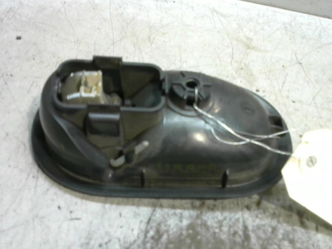 Poignee interieur avant gauche RENAULT CLIO 3 PHASE 2 Diesel - 1