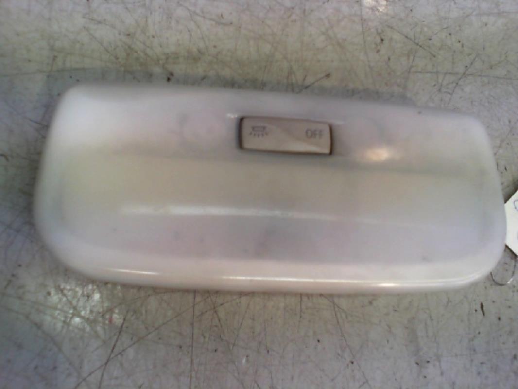 Eclairage de plafonnier RENAULT MEGANE 3 PHASE 1 Diesel - 1