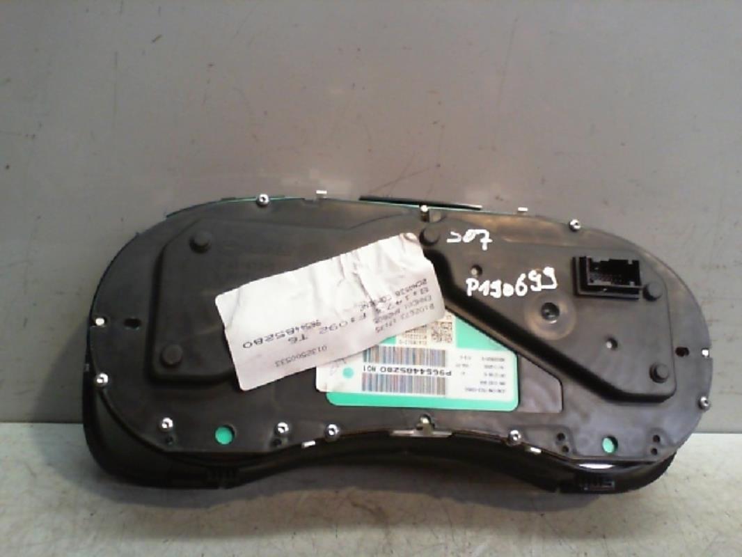 Compteur PEUGEOT 307 PHASE 2 Diesel - 1