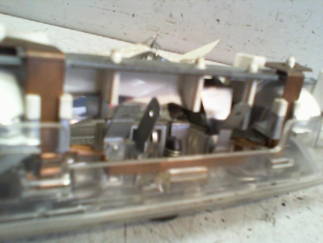 Eclairage de plafonnier FORD MONDEO 2 Essence - 1