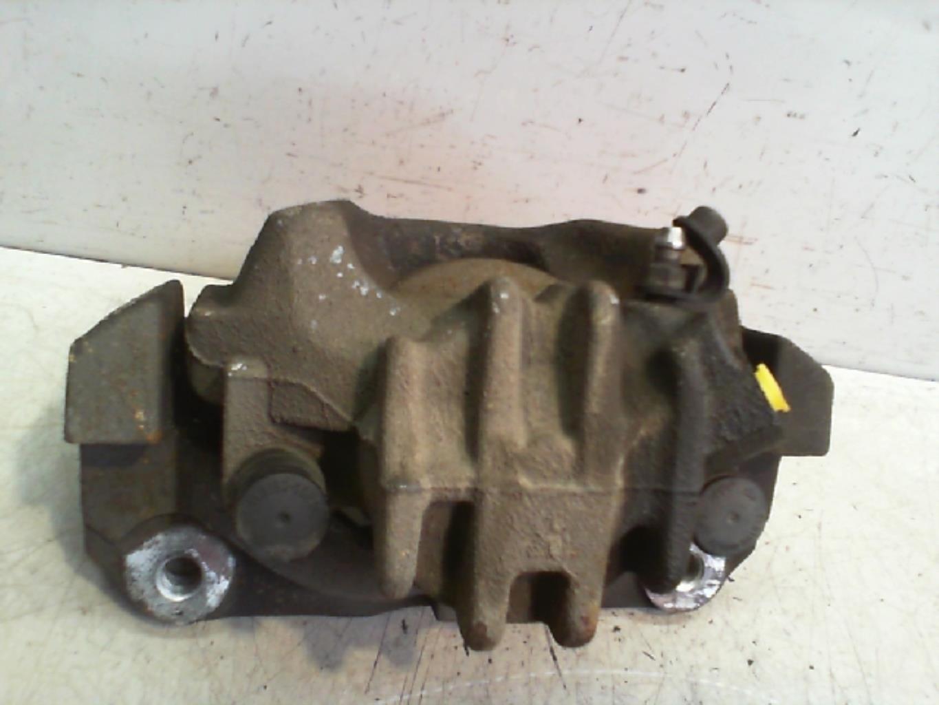 Etrier avant droit (freinage) CITROEN C5 2 Diesel - 1