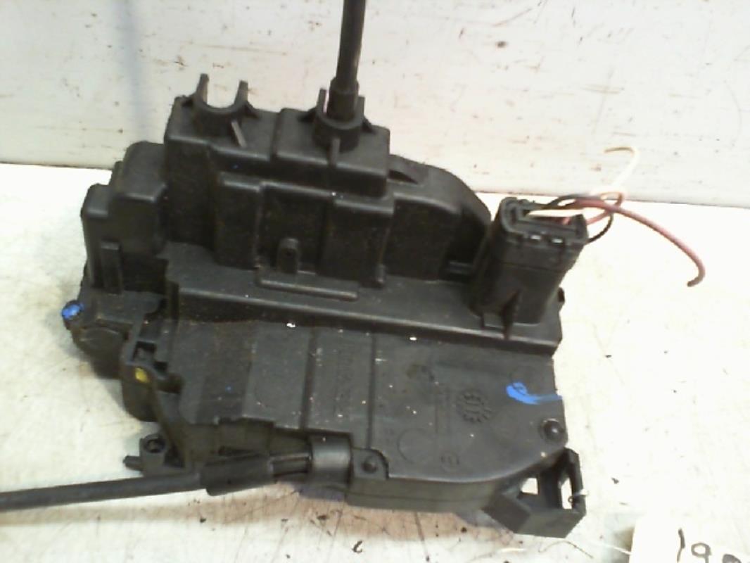 Serrure avant droit RENAULT CLIO 3 PHASE 2 Diesel - 1