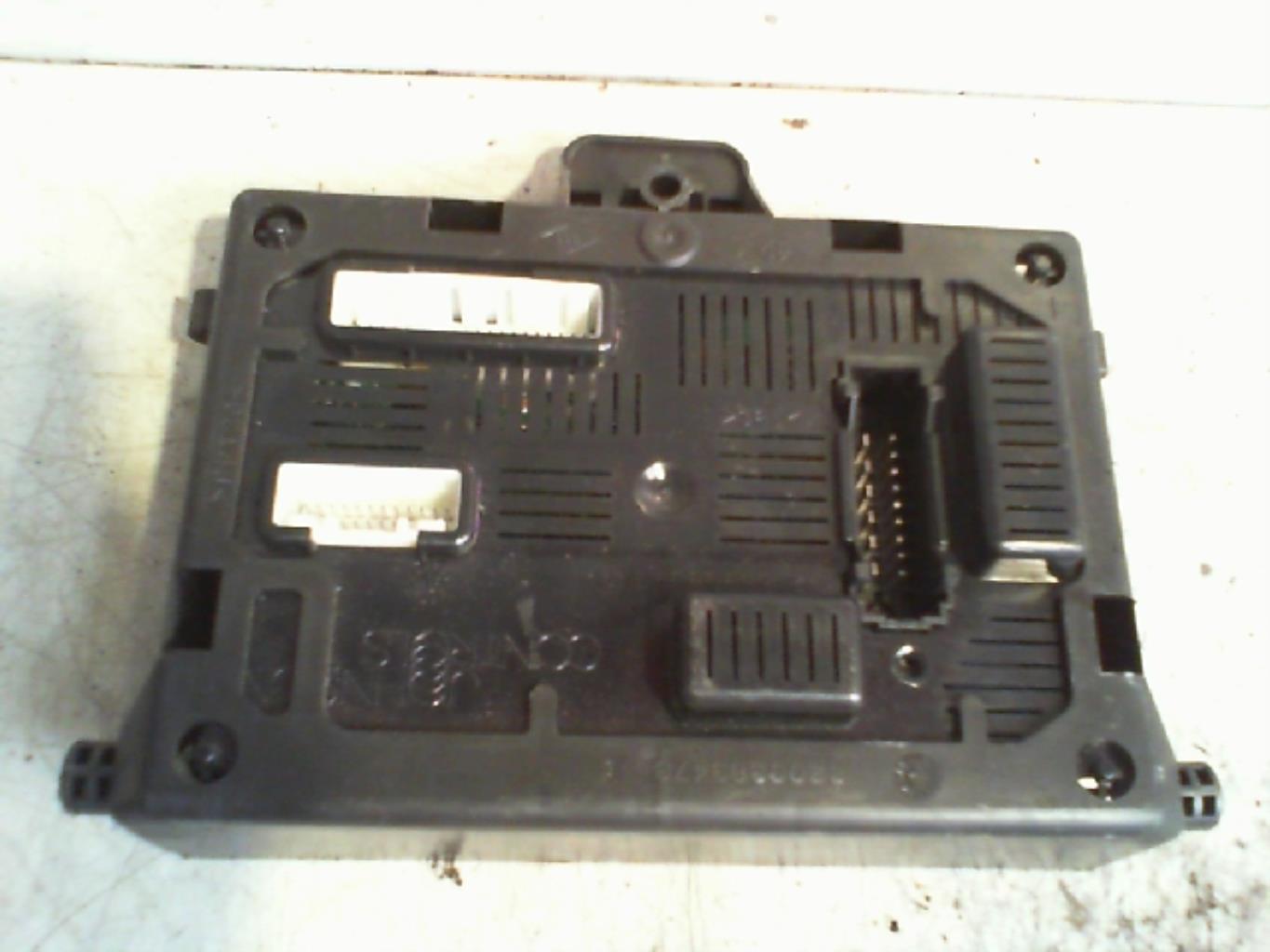 Boitier UCH RENAULT CLIO 3 PHASE 1 Essence - 1