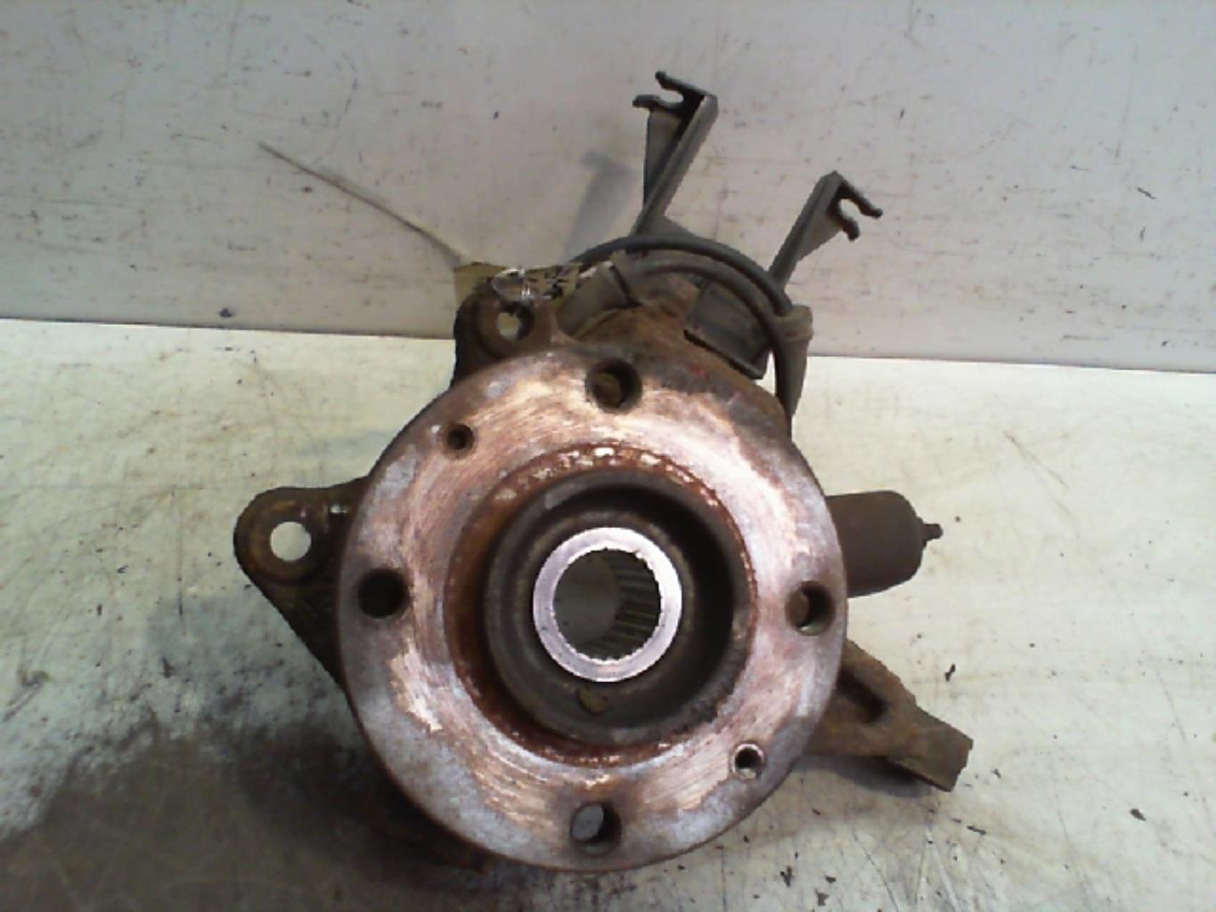 Fusee avant gauche PEUGEOT 206 PHASE 1 Diesel - 1