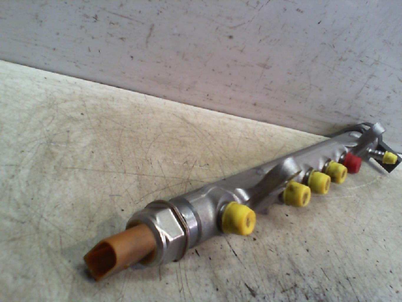 Rampe injection VOLKSWAGEN GOLF 6 Diesel - 1