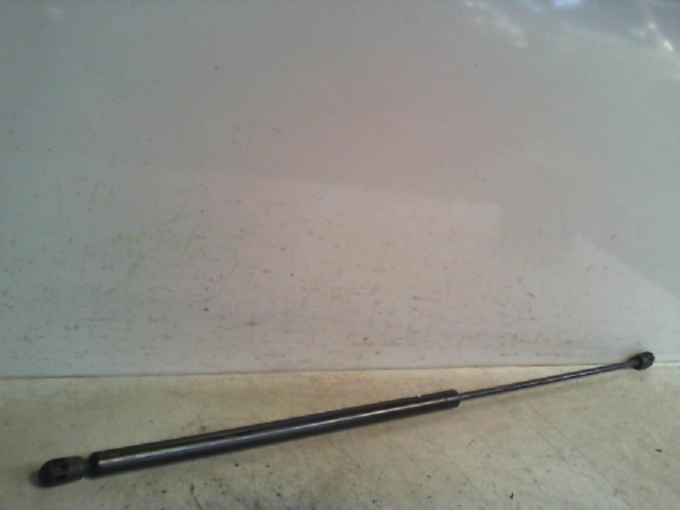 Verin de capot AUDI A6 2 PHASE 1 Diesel - 1