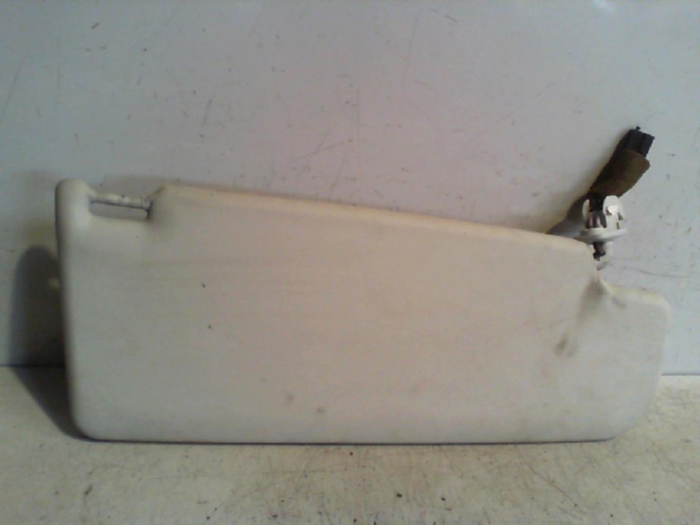 Pare soleil gauche VOLKSWAGEN GOLF 4 Diesel - 1