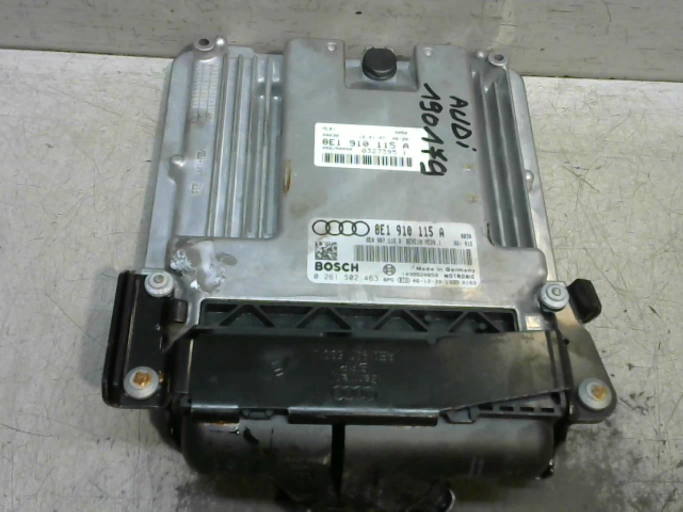 Calculateur AUDI A4 2 AVANT PHASE 2 BREAK Essence - 1