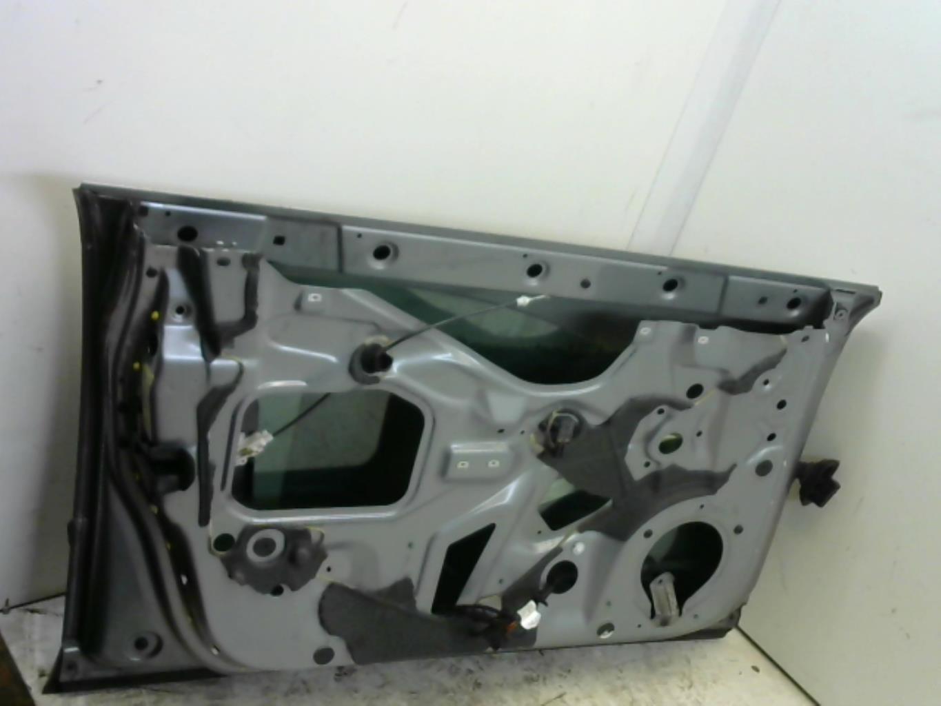 Porte avant gauche AUDI A4 2 AVANT PHASE 2 BREAK Essence - 1