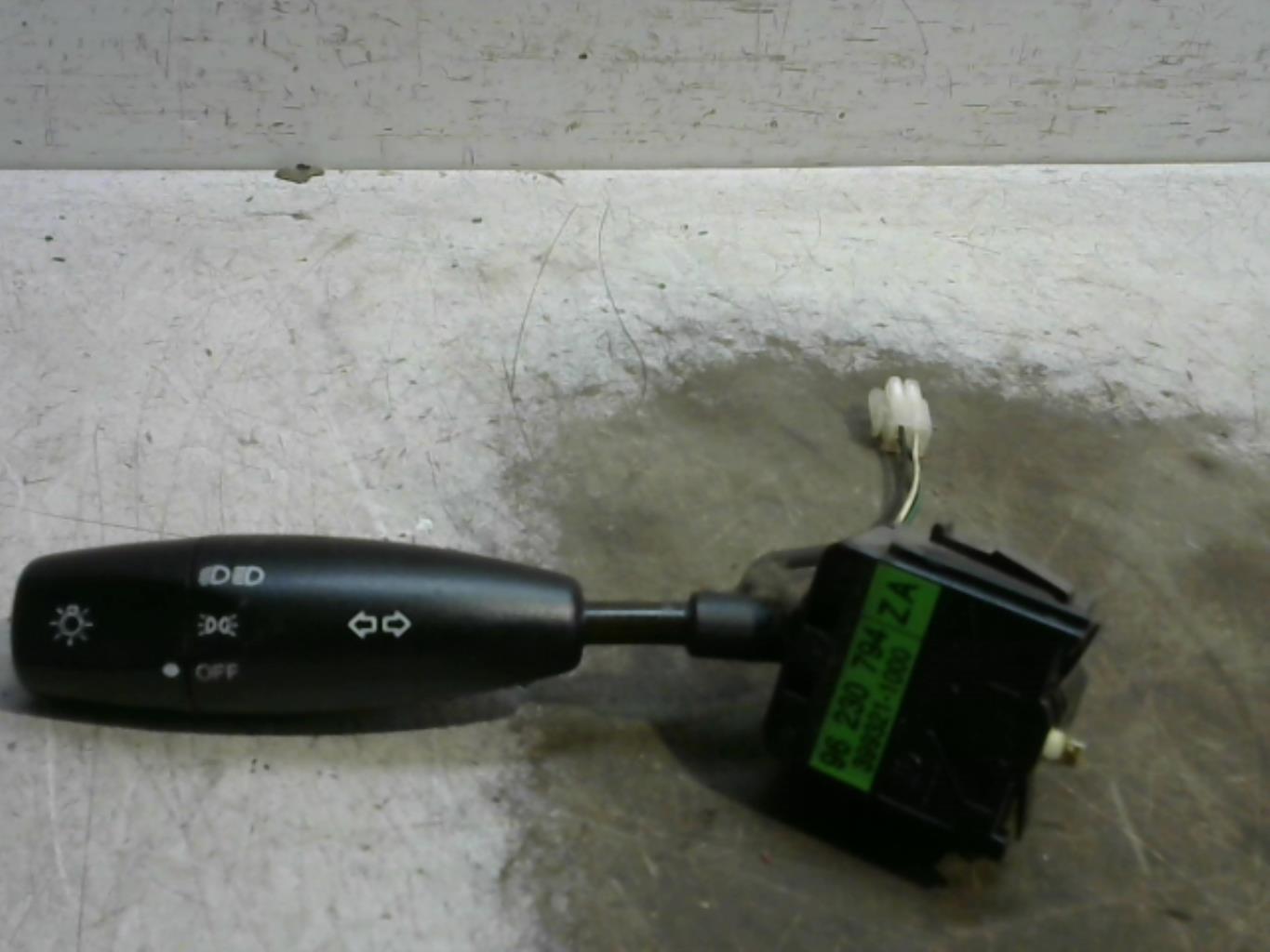 Commodo phare DAEWOO LANOS Essence - 1